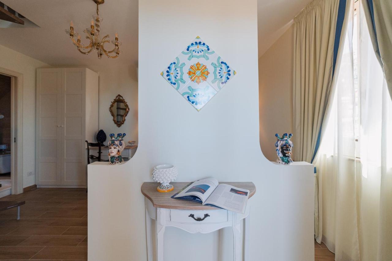 Appartamento Ottaviano - Elegante Attico Vista Mare *