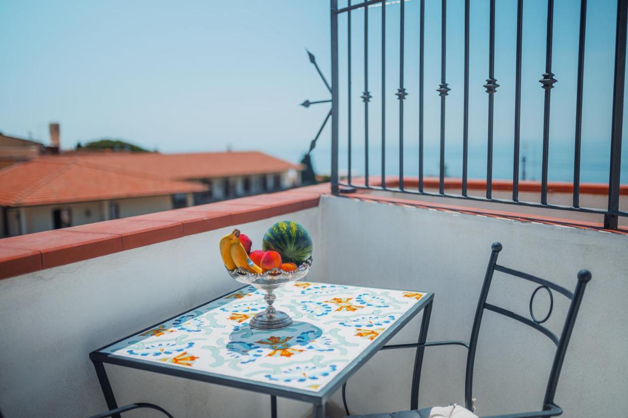 Appartamento Ottaviano - Elegante Attico Vista Mare *